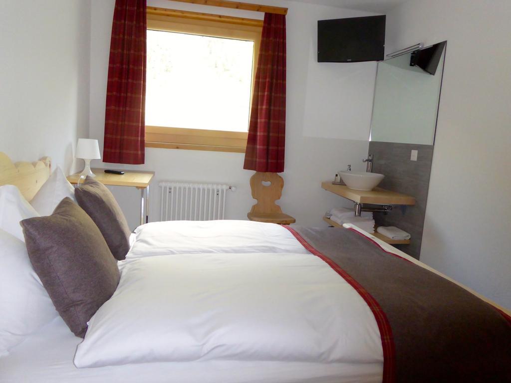 Hotel Roseg-Gletscher Pontresina Phòng bức ảnh